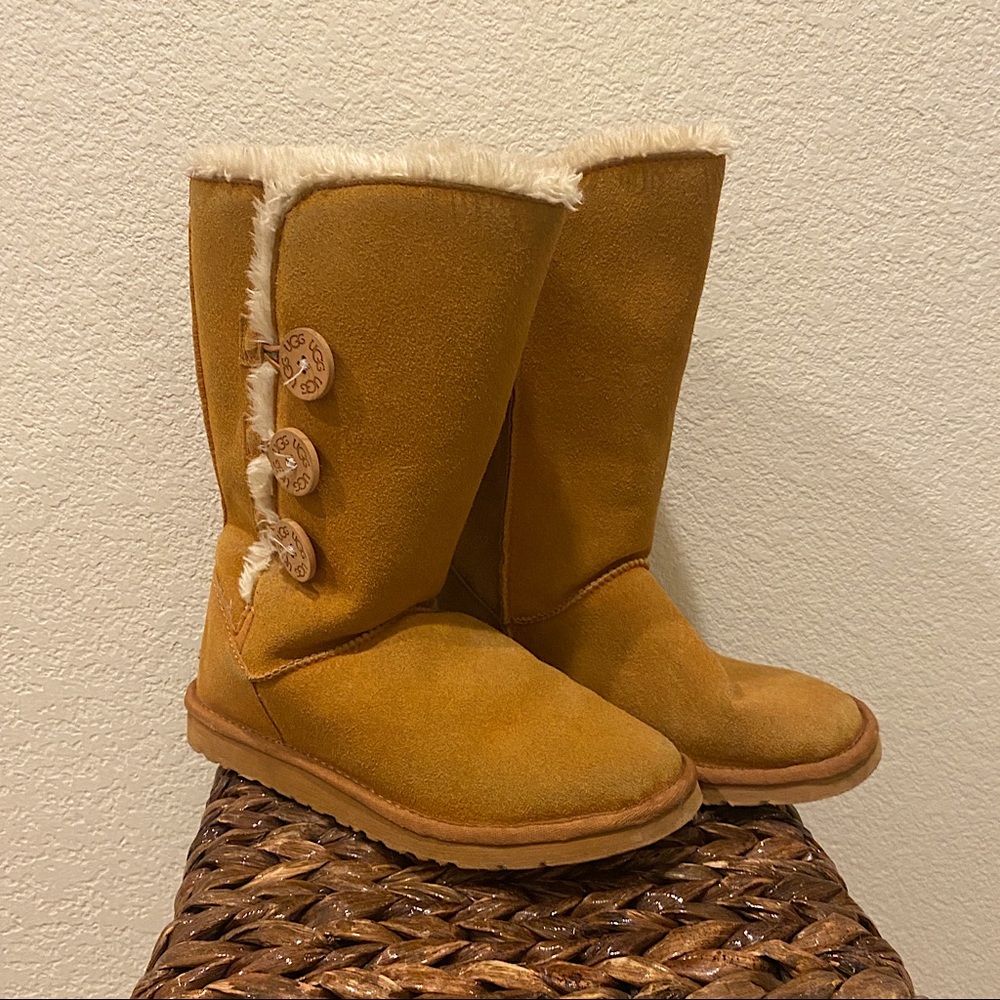 Ugg Boots- W8